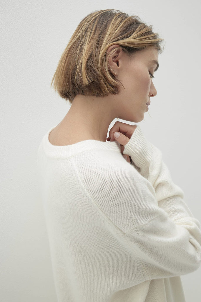 KAIA CREWNECK CASHMERE SWEATER