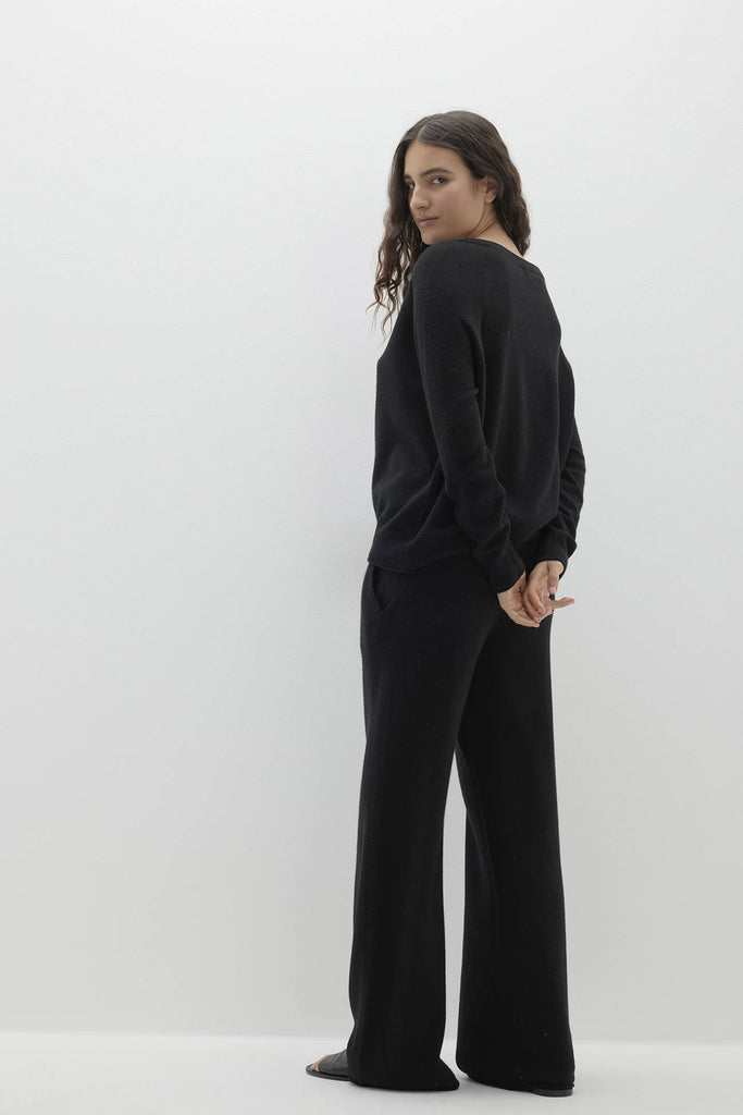 AZALEA CASHMERE BOATNECK SWEATER